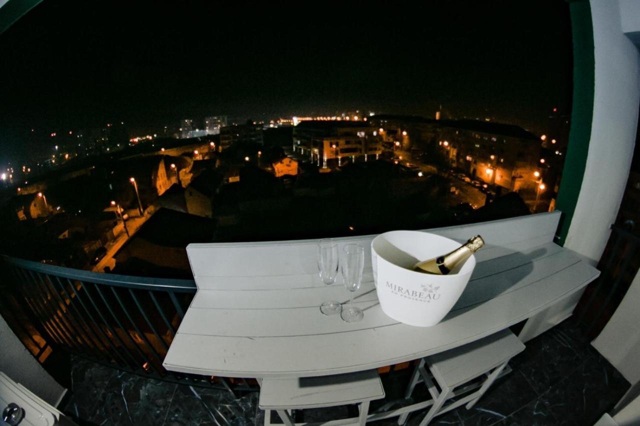 Turcoazlux Apartments 拉迪亚 外观 照片